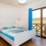 Comfortable No 5 , Summer Pool Holiday home *