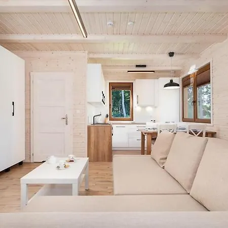 Comfortable No 5 , Summer Pool *