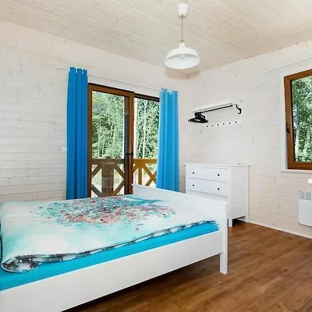 Comfortable No 5 , Summer Pool Rewal