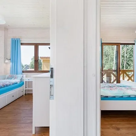 Comfortable No 5 , Summer Pool