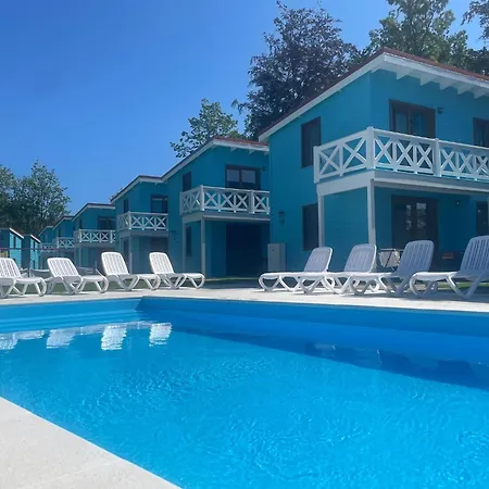 Feriehus Comfortable No 5 , Summer Pool